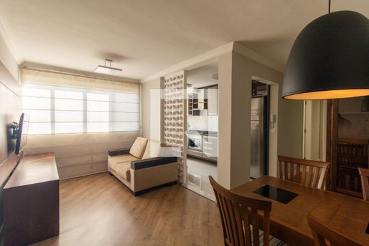 Apartamento para alugar com 2 quartos, 60m² em Portão, Curitiba