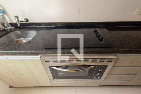 Cozinha e Área de Serviço de apartamento para alugar com 2 quartos, 60m² em Portão, Curitiba