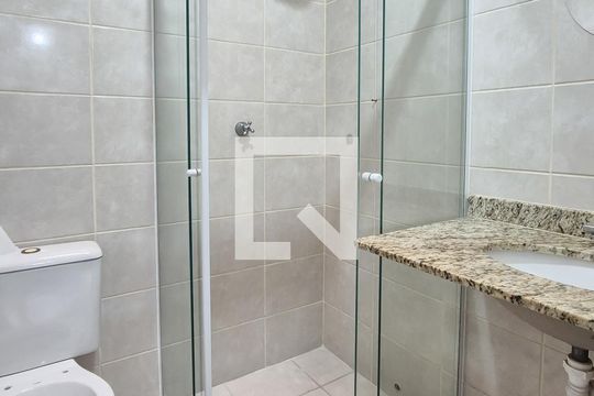 Banheiro Social de casa de condomínio para alugar com 3 quartos, 97m² em Vila Jerusalem, São Bernardo do Campo