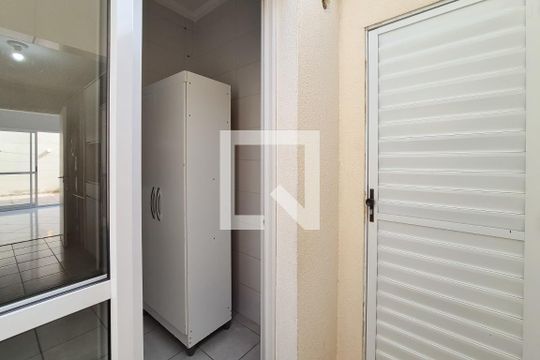 Área de Serviço de casa de condomínio para alugar com 3 quartos, 97m² em Vila Jerusalem, São Bernardo do Campo