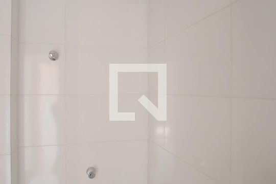 Banheiro de apartamento à venda com 2 quartos, 39m² em Vila Lais, São Paulo
