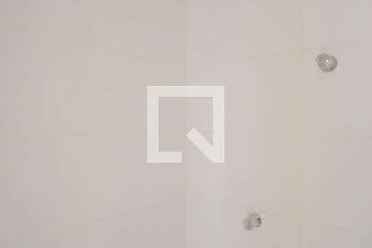 Banheiro de apartamento à venda com 2 quartos, 45m² em Vila Lais, São Paulo