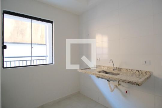Cozinha e Área de Serviço de apartamento à venda com 2 quartos, 40m² em Vila Lais, São Paulo