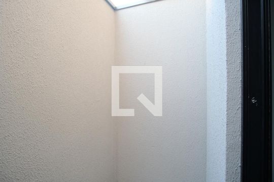 Quarto 1 de apartamento à venda com 2 quartos, 40m² em Vila Lais, São Paulo