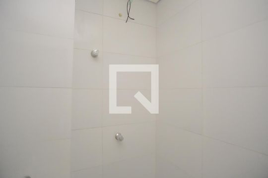 Banheiro de apartamento à venda com 2 quartos, 52m² em Vila Lais, São Paulo
