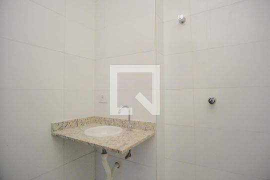Banheiro de apartamento à venda com 2 quartos, 52m² em Vila Lais, São Paulo
