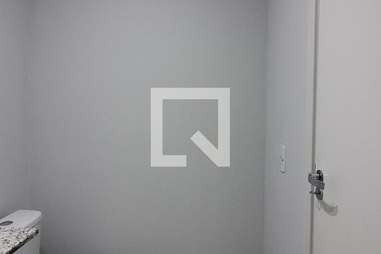Banheiro Social de apartamento para alugar com 2 quartos, 58m² em Vila Mussolini, São Bernardo do Campo