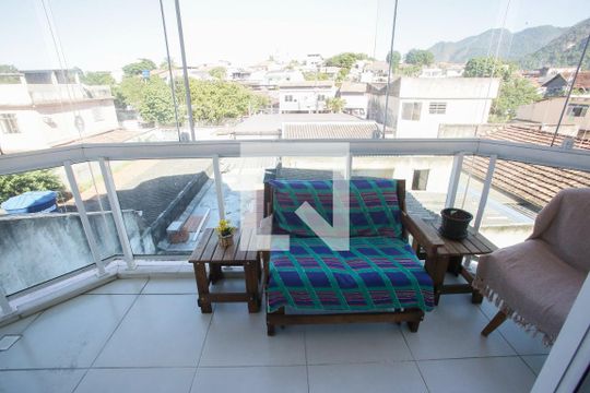 Varanda Sala de apartamento à venda com 2 quartos, 58m² em Curicica, Rio de Janeiro