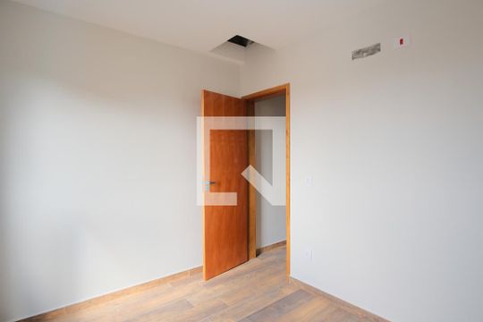 Quarto 1 de casa à venda com 3 quartos, 134m² em Vila Araguaia, São Paulo