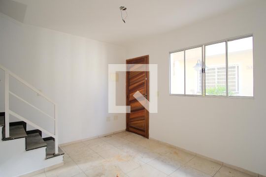 Casa de Condomínio à venda com 2 quartos, 58m² em Vila Uniao (zona Leste), São Paulo