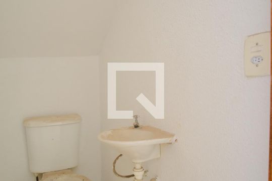 Lavabo de casa de condomínio à venda com 2 quartos, 58m² em Vila Uniao (zona Leste), São Paulo