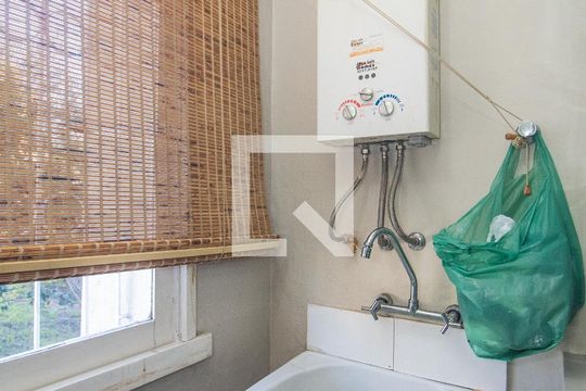 Área de Serviço de apartamento à venda com 1 quarto, 46m² em Medianeira, Porto Alegre