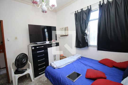 Quarto 1 de casa à venda com 3 quartos, 180m² em Vaz Lobo, Rio de Janeiro