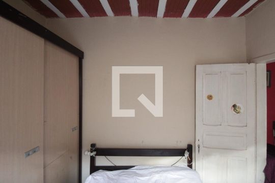 Quarto 1 de casa à venda com 3 quartos, 150m² em Primeiro de Maio, Belo Horizonte