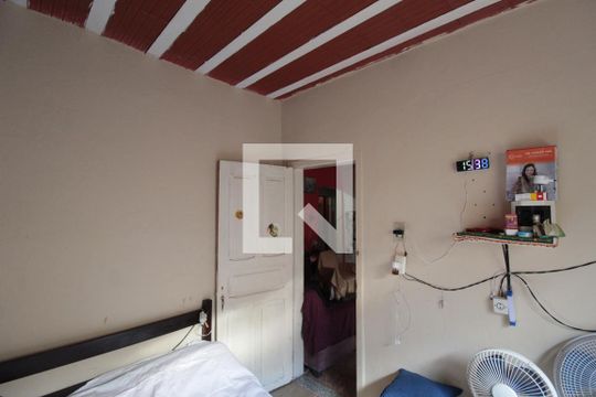 Quarto 1 de casa à venda com 3 quartos, 150m² em Primeiro de Maio, Belo Horizonte