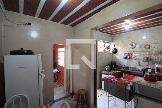 Copa de casa à venda com 3 quartos, 150m² em Primeiro de Maio, Belo Horizonte