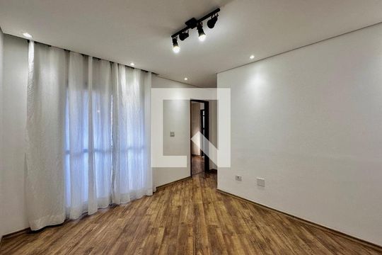 Sala de apartamento à venda com 2 quartos, 54m² em Vila das Belezas, São Paulo