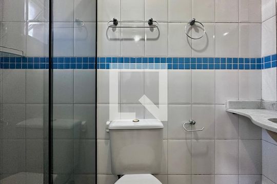 Banheiro Suíte de apartamento à venda com 2 quartos, 54m² em Vila das Belezas, São Paulo