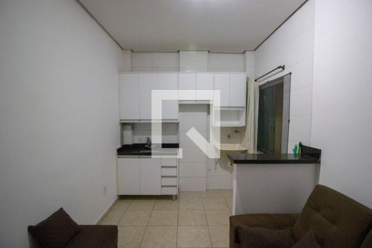 Cozinha de apartamento para alugar com 1 quarto, 32m² em Setor Habitacional Vicente Pires (taguatinga), Brasília