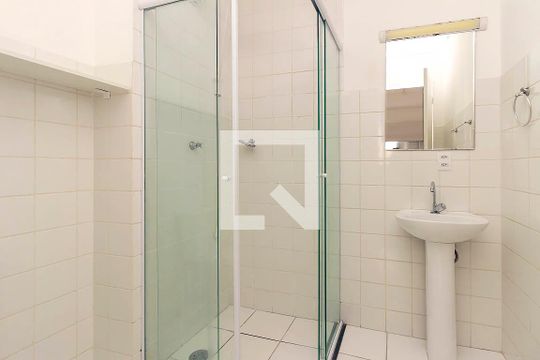 Banheiro de apartamento à venda com 1 quarto, 43m² em República, São Paulo
