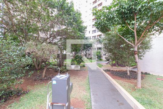 Área comum de apartamento para alugar com 3 quartos, 64m² em Vila Yara, Osasco