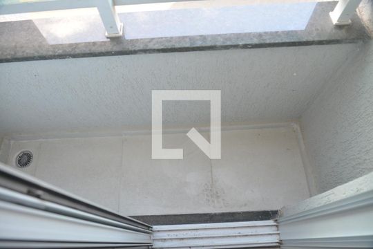 Sacada/Suite de apartamento à venda com 2 quartos, 100m² em Parque Oratório, Santo André