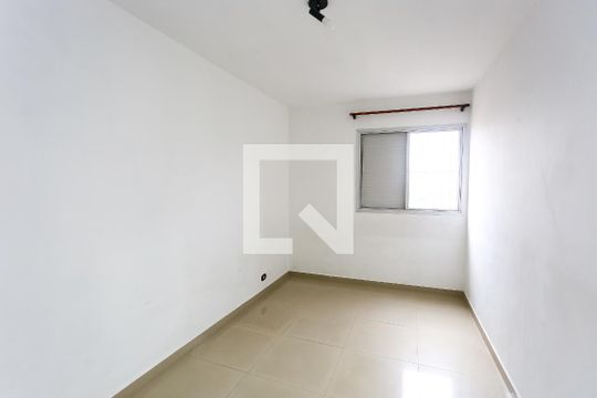 Quarto 2 de apartamento para alugar com 2 quartos, 70m² em Chácara Agrindus, Taboão da Serra