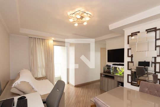 Apartamento à venda com 2 quartos, 52m² em Vila Mazzei, São Paulo