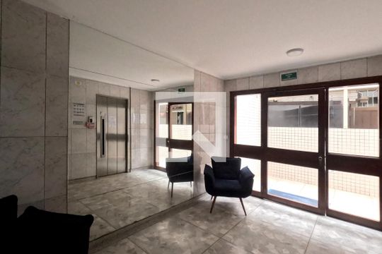 Área comum de apartamento para alugar com 1 quarto, 45m² em Embaré, Santos