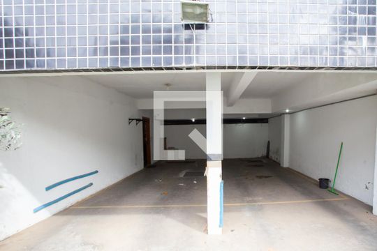 Garagem de apartamento para alugar com 4 quartos, 257m² em Dona Clara, Belo Horizonte