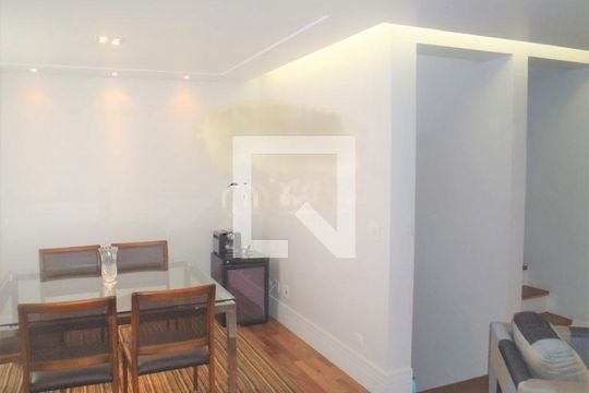 Casa à venda com 4 quartos, 205m² em Jardim Colombo, São Paulo