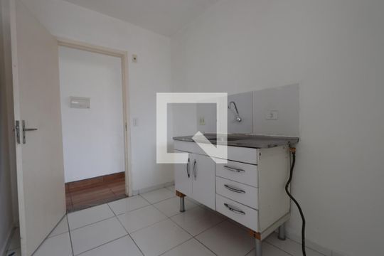 Cozinha de apartamento à venda com 2 quartos, 54m² em Jardim Colina, São Paulo