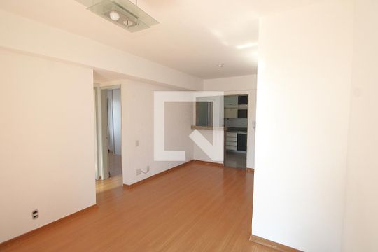 Sala de apartamento para alugar com 2 quartos, 59m² em Campinho, Rio de Janeiro
