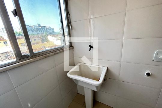 Área de Serviço de apartamento para alugar com 2 quartos, 59m² em Campinho, Rio de Janeiro