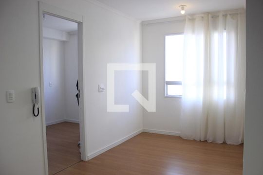 Sala de apartamento para alugar com 2 quartos, 36m² em Vila das Bandeiras, Guarulhos