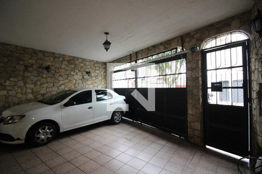 Garagem de casa para alugar com 4 quartos, 217m² em Vila Caminho do Mar, São Bernardo do Campo