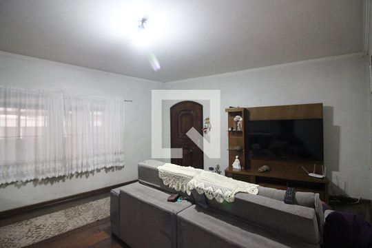 Casa para alugar com 4 quartos, 217m² em Vila Caminho do Mar, São Bernardo do Campo