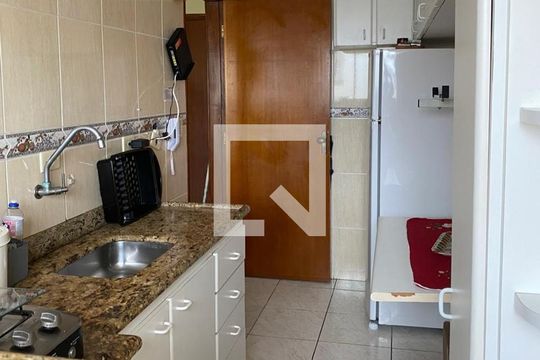 Cozinha de apartamento para alugar com 1 quarto, 62m² em Aviação, Praia Grande