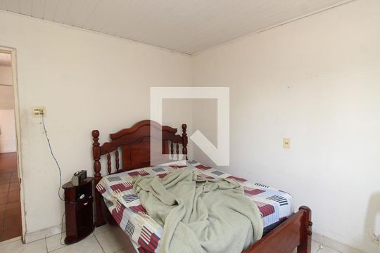 Quarto 1 de casa à venda com 2 quartos, 250m² em Vila Sabrina, São Paulo