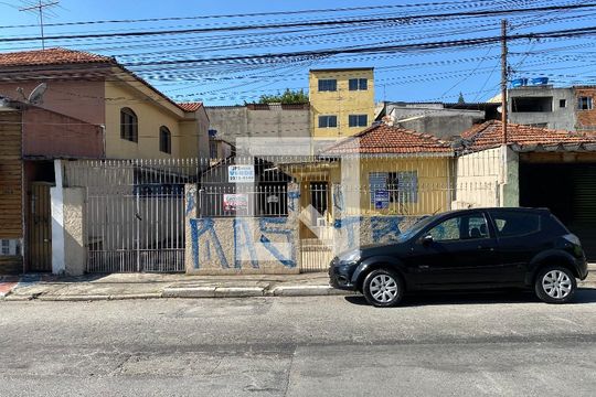 Fachada de casa à venda com 2 quartos, 250m² em Vila Sabrina, São Paulo