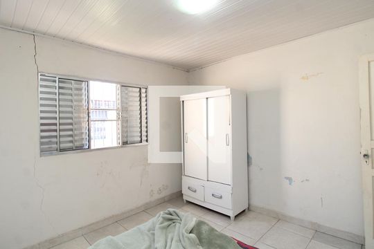 Quarto 1 de casa à venda com 2 quartos, 250m² em Vila Sabrina, São Paulo