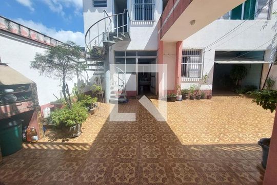 Foto 01 de casa à venda com 3 quartos, 280m² em Bosque da Saúde, São Paulo