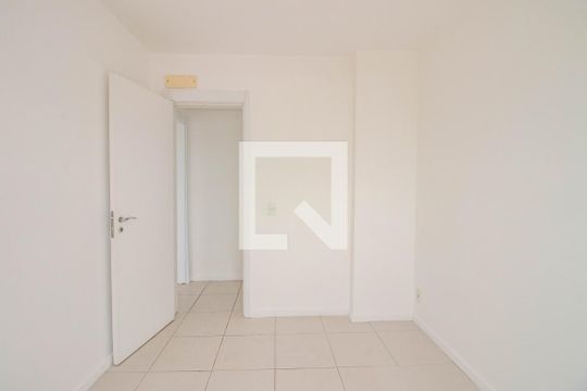 Quarto de apartamento à venda com 2 quartos, 67m² em São Geraldo, Porto Alegre