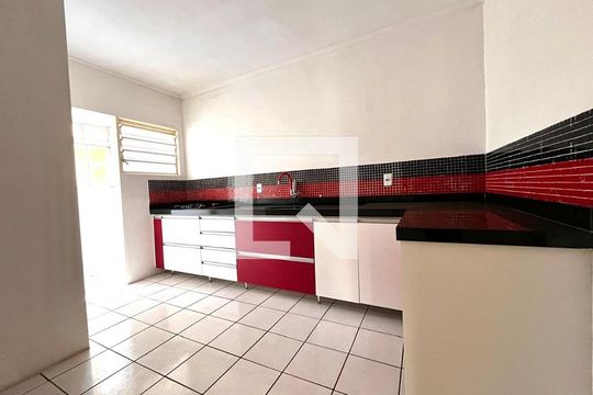 Cozinha de apartamento para alugar com 2 quartos, 70m² em Vila Industrial (campinas), Campinas