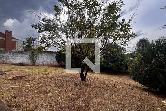 Quintal de casa à venda com 4 quartos, 295m² em Parque Taquaral, Campinas