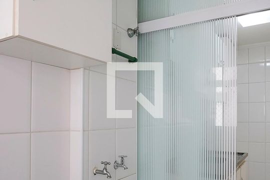 Área de serviço de apartamento para alugar com 3 quartos, 68m² em Barcelona, São Caetano do Sul