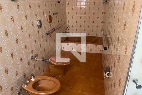 Casa à venda com 4 quartos, 200m² em Tatuapé, São Paulo