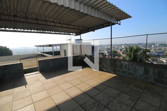 Terraço de casa à venda com 3 quartos, 119m² em Brás de Pina, Rio de Janeiro