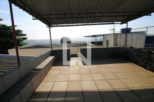 Terraço de casa à venda com 3 quartos, 119m² em Brás de Pina, Rio de Janeiro
