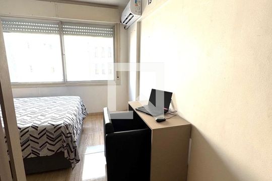 Quarto de apartamento para alugar com 1 quarto, 29m² em Centro Histórico, Porto Alegre